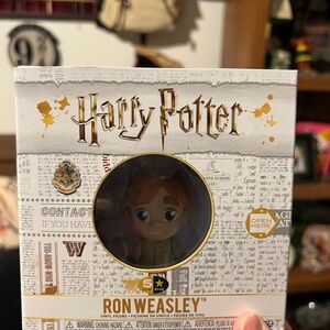 Harry Potter Ron Weasley Vinyl Figure